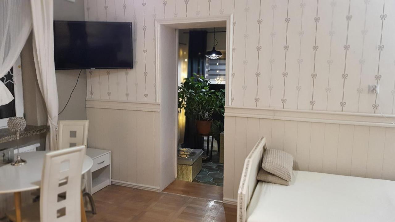 Stara Szkola W Weremowicach Apartman Weremowice Kültér fotó